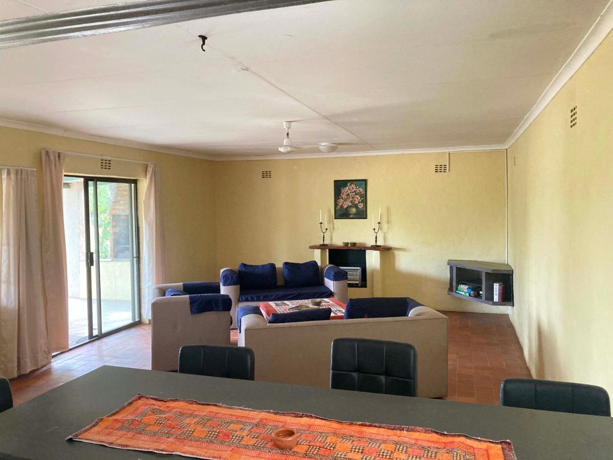 Kalahari Homestead Khemsbok Luaran gambar